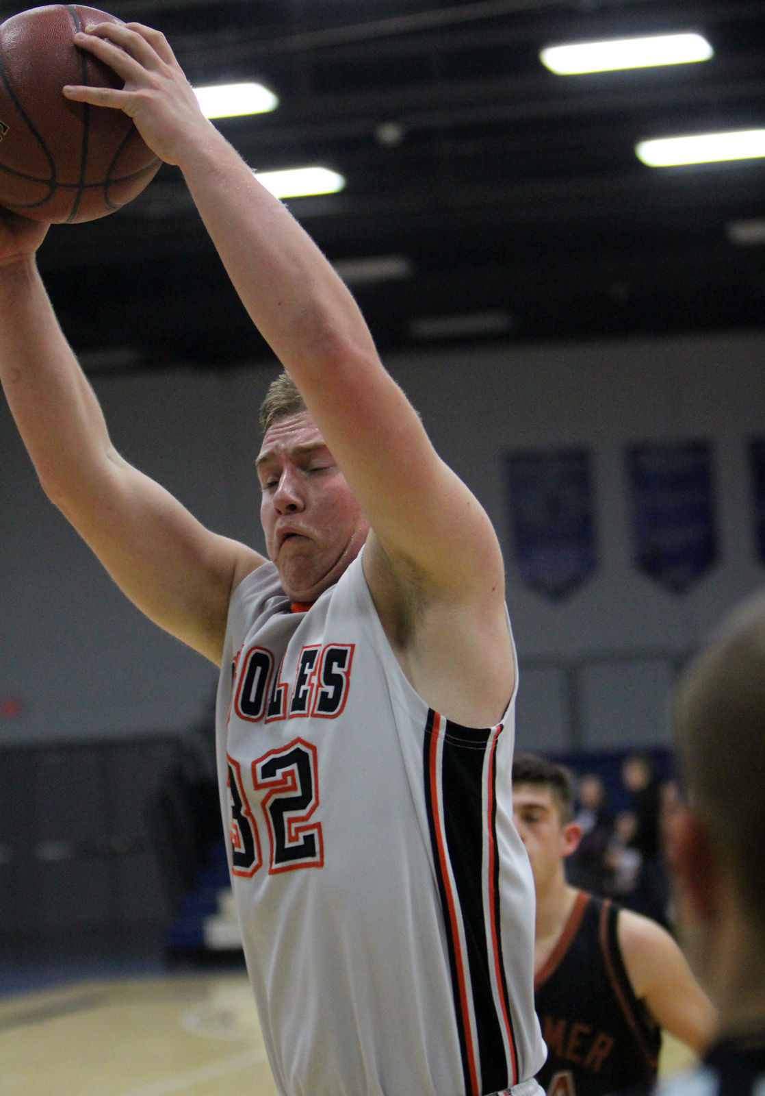 Bloomer boys basketball vs Stanley-Boyd at UW-Stout 12-1-18